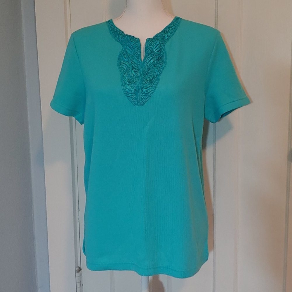 Brunswick Square lace embellished aqua t-shirt
